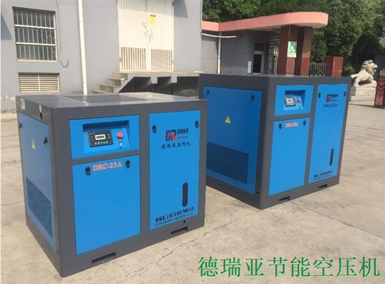 威騰集團現(xiàn)場機器照片